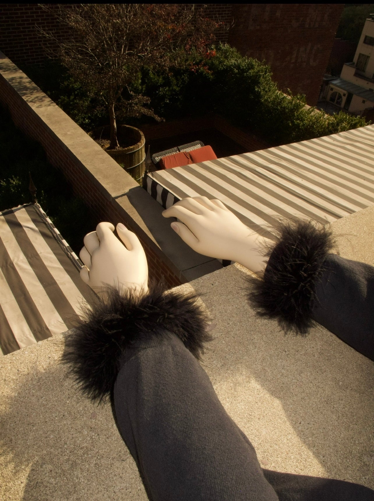 The Fluff Cuff - Black